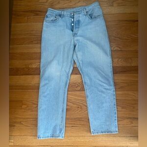 Levi’s 501 Crop Jeans Light Wash